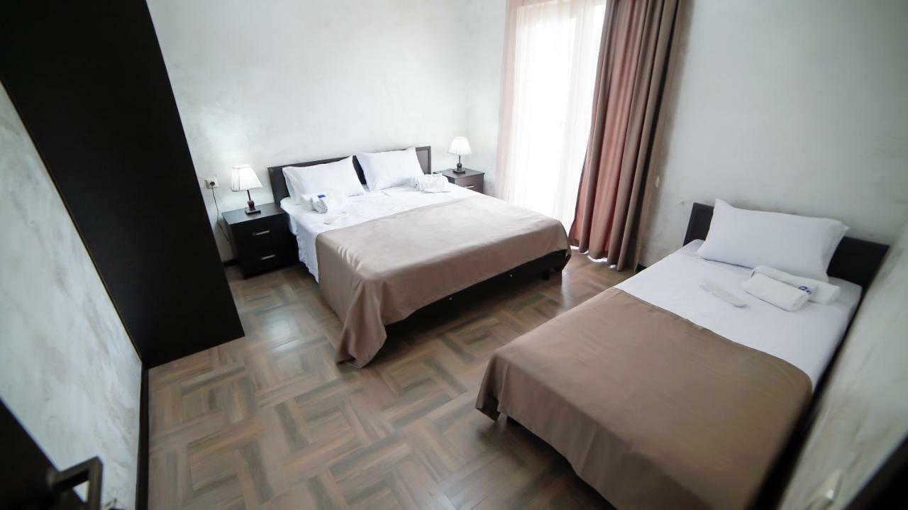 Hotel Progress Batumi Eksteriør bilde